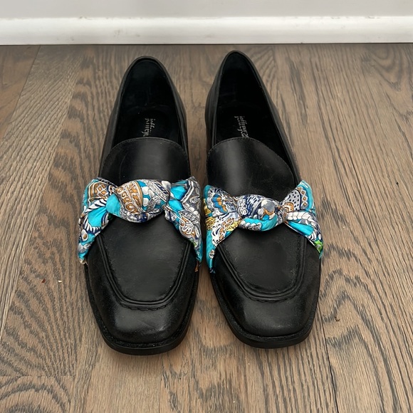 Jeffrey Campbell Loafers with silk knot detail - Picture 2 of 6
